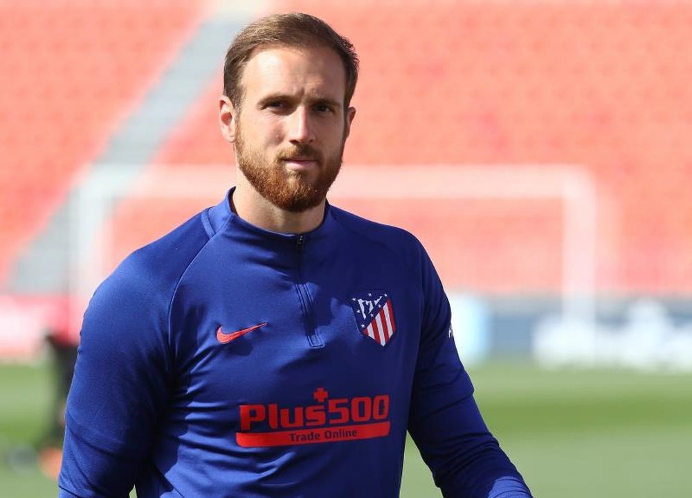 Ferdinand has told United to sign Oblak. EFE