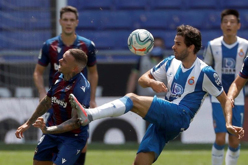 Betis want Leandro Cabrera. EFE