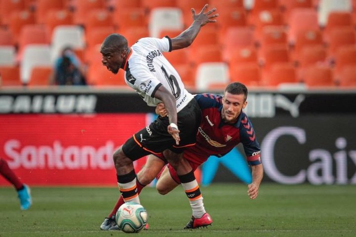 El Valencia volvió a entrenar sin Kondogbia, con permiso del club