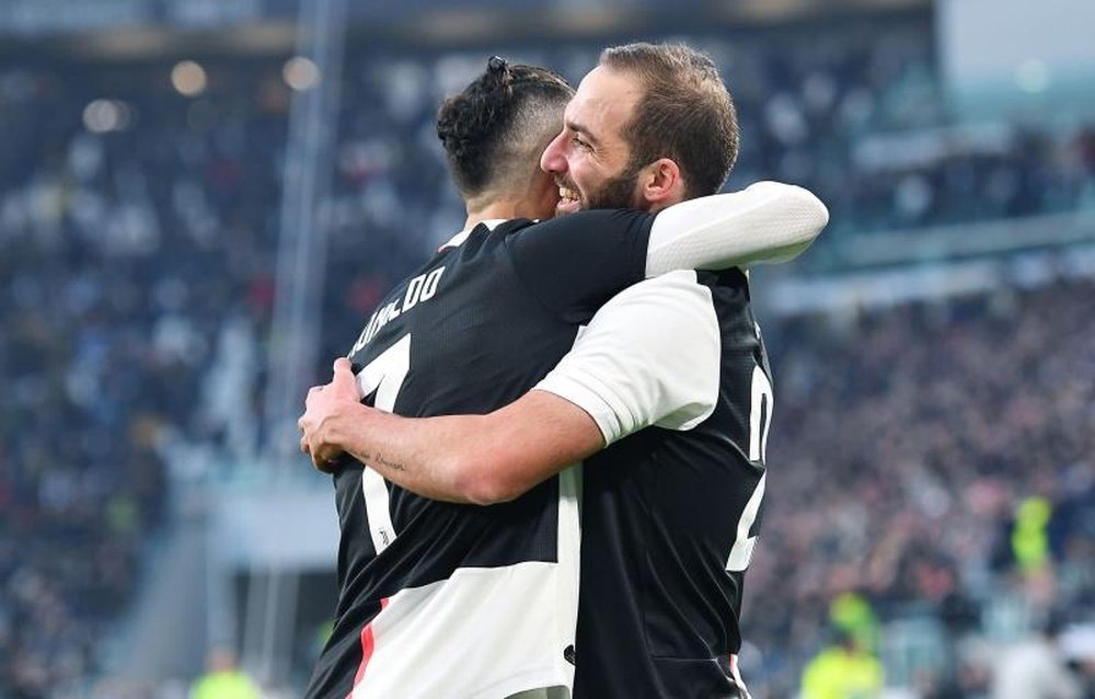 Higuaín entrou no segundo tempo e marcou um dos quatro gols da Juventus. EFE/EPA/ALESSANDRO DI MARCO