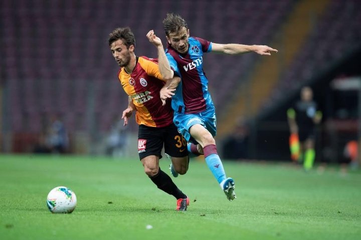 Sosa hace soñar al Trabzonspor en campo del Galatasaray