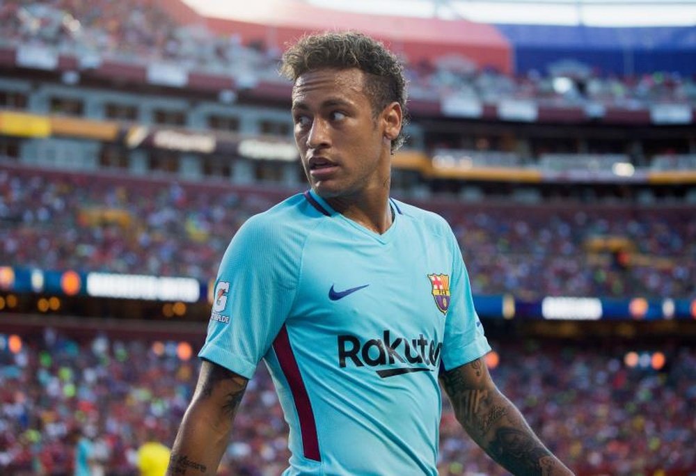 El Barça y Neymar cierran de forma amistosa sus litigios. EFE