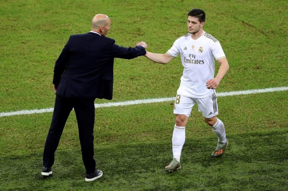 De Laurentiis confims Napoli met with Jovic's agent. EFE