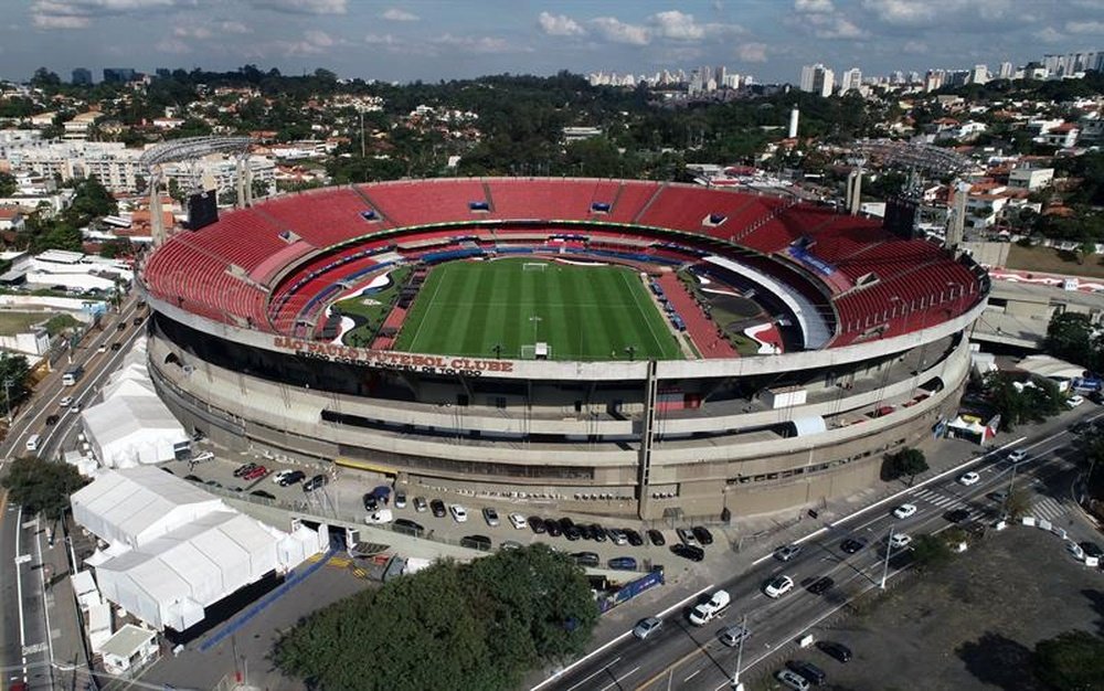 São Paulo sem Igor Vinícius: quem joga na lateral?. EFE/Paulo Whitaker