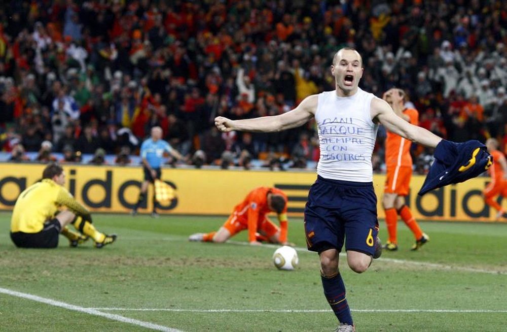 Iniesta could announce his retirement on 8 October. EFE