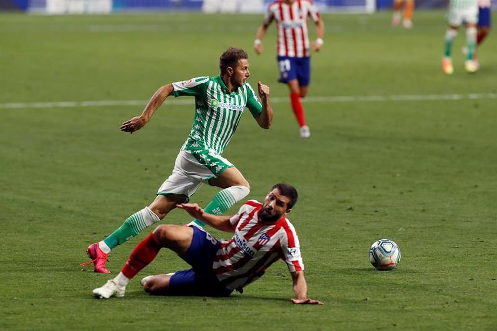 Joaquín se ve jugando mientras acompañen las piernas. EFE