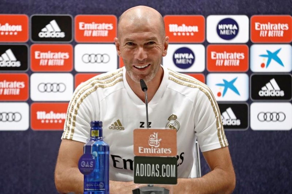Zidane positif sur Hazard. EFE