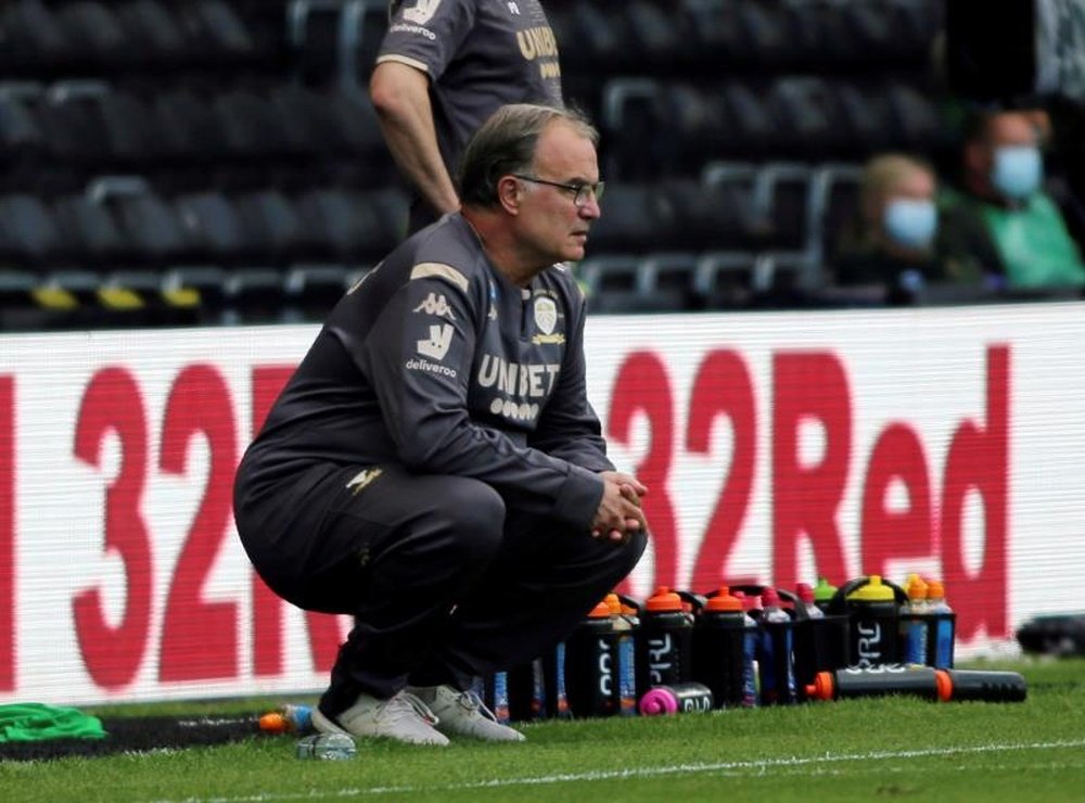 Bielsa quiere experiencia en la Premier en su equipo. EFE