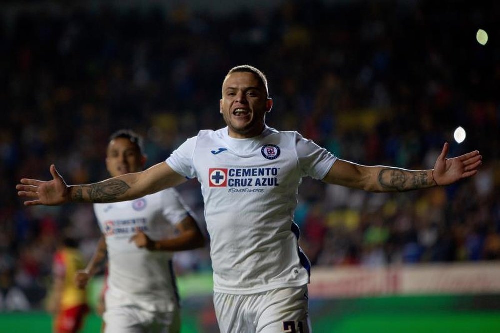 Un penalti en las postrimerías da el título a Cruz Azul. EFE