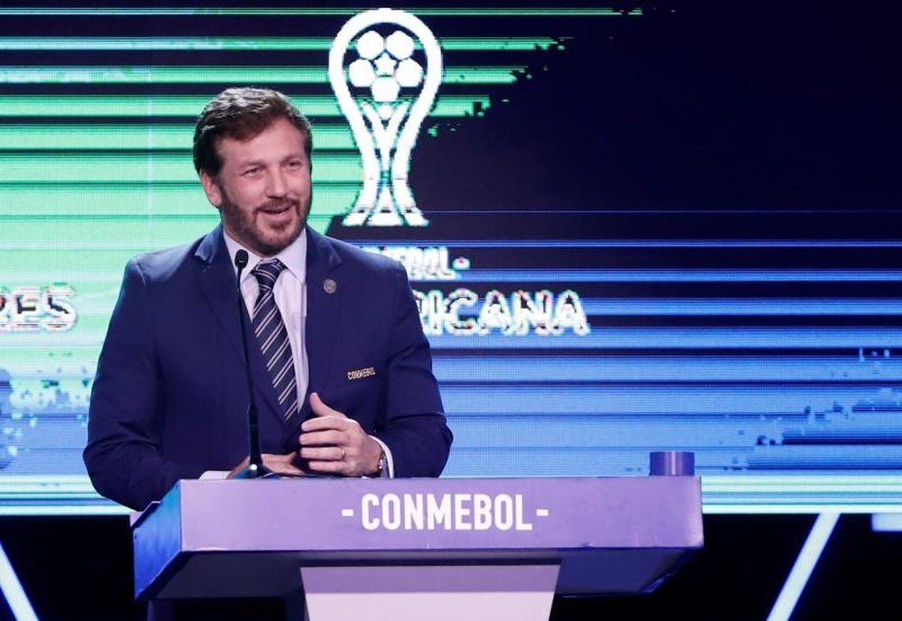 La CONMEBOL passe aux cinq changements. EFE