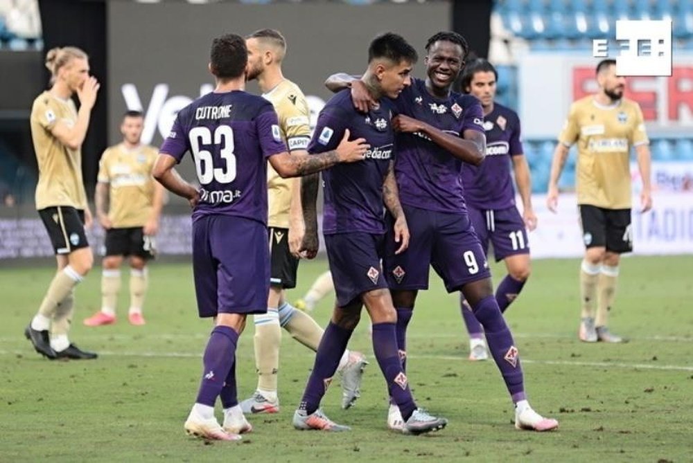 La Fiorentina le ganó al SPAL. EFE