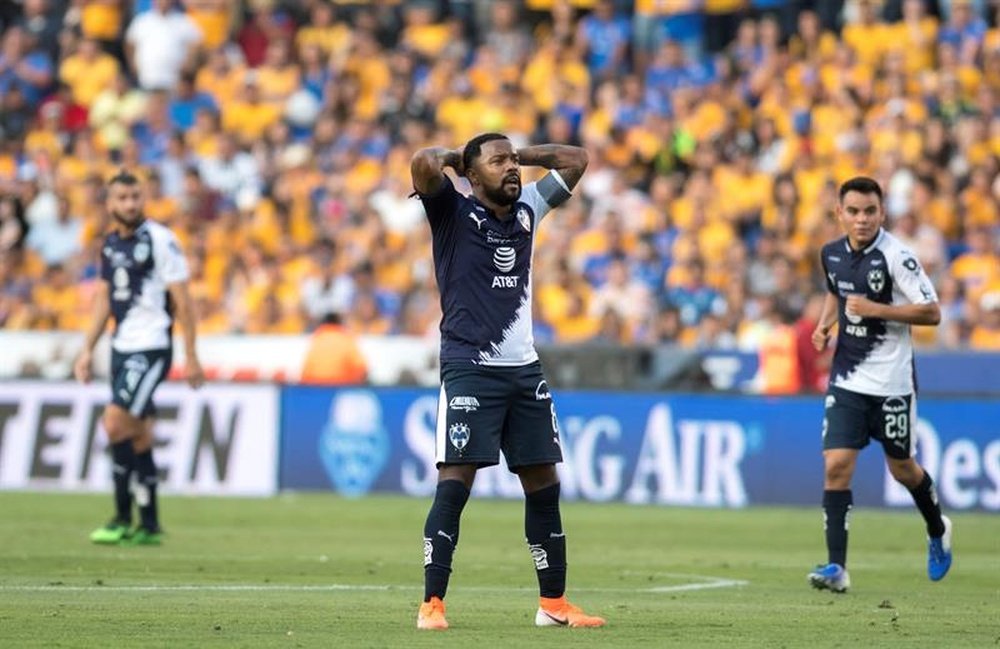 Pabón, baja en Monterrey por un corte en su tobillo. EFE/Miguel Sierra/Archivo