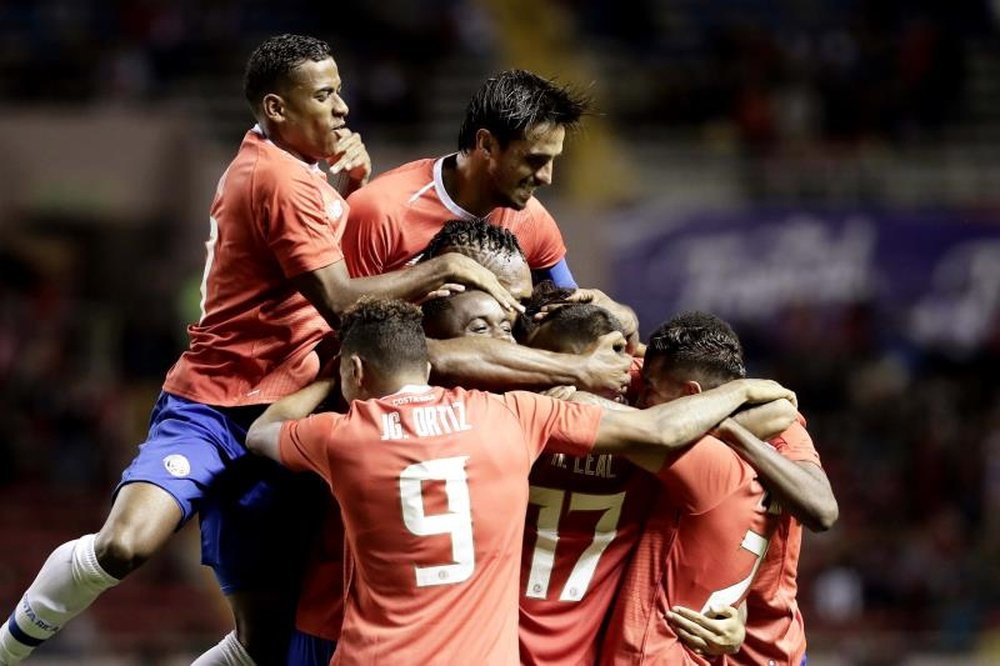 Los equipos de Costa Rica, en contra de un amistoso contra México. EFE