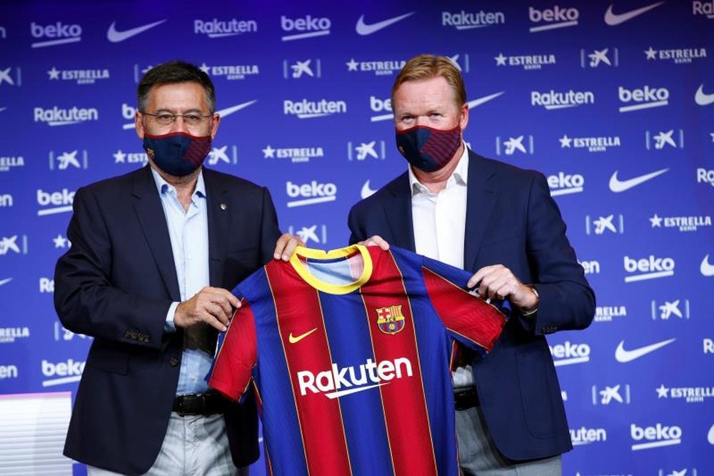 Bartomeu y Koeman coincidieron en el día de su abandono del Barça. EFE