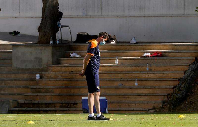 El Valencia acaba la pretemporada con buenas sensaciones, pero sin fichajes
