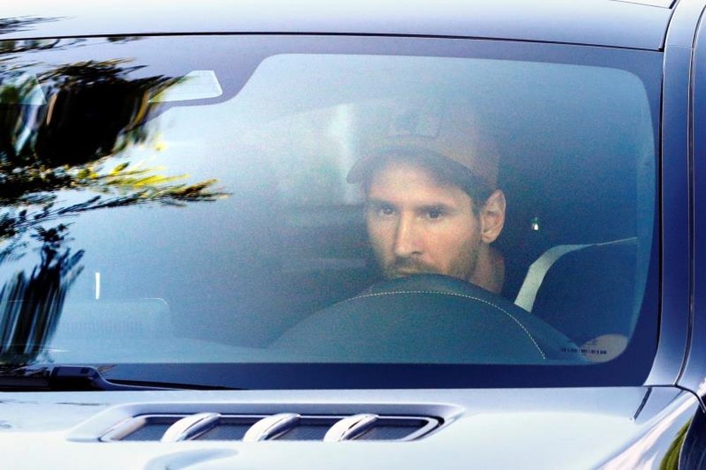 Messi llegó hora y media a la Ciutat Esportiva. EFE