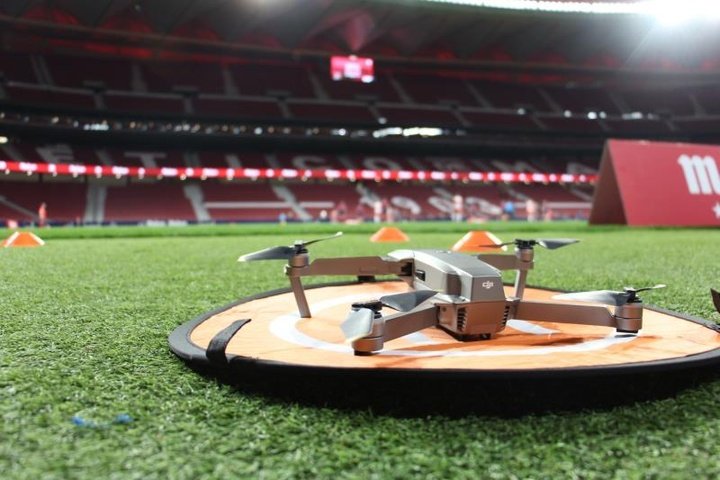 Los drones vuelven a la carga: los Mossos visualizaron uno cerca del Spotify Camp Nou