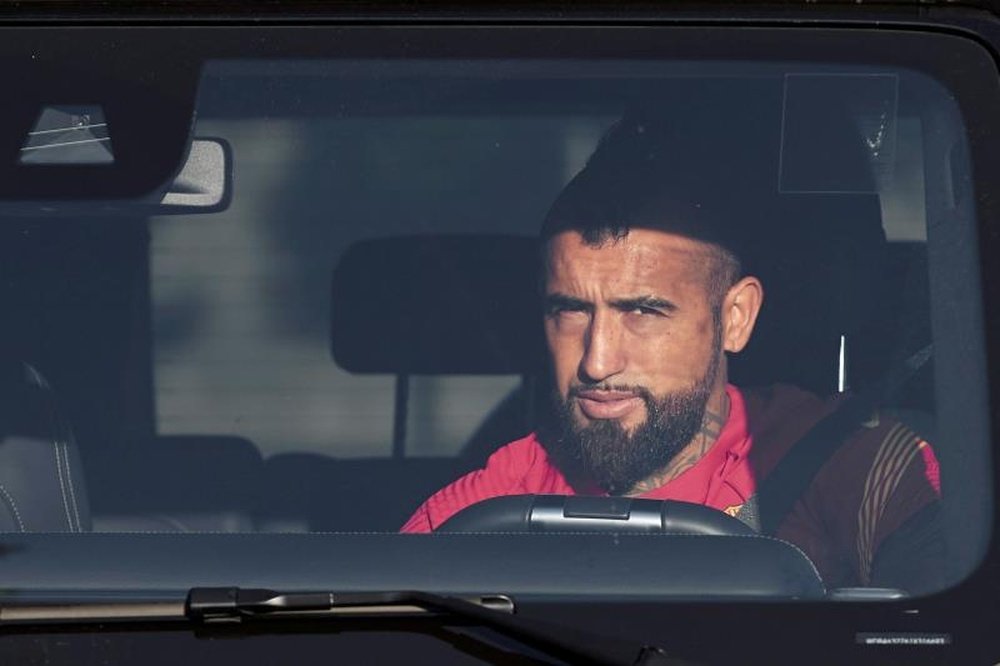 Arturo Vidal apoiou o Colo-Colo. EFE/Alejandro García