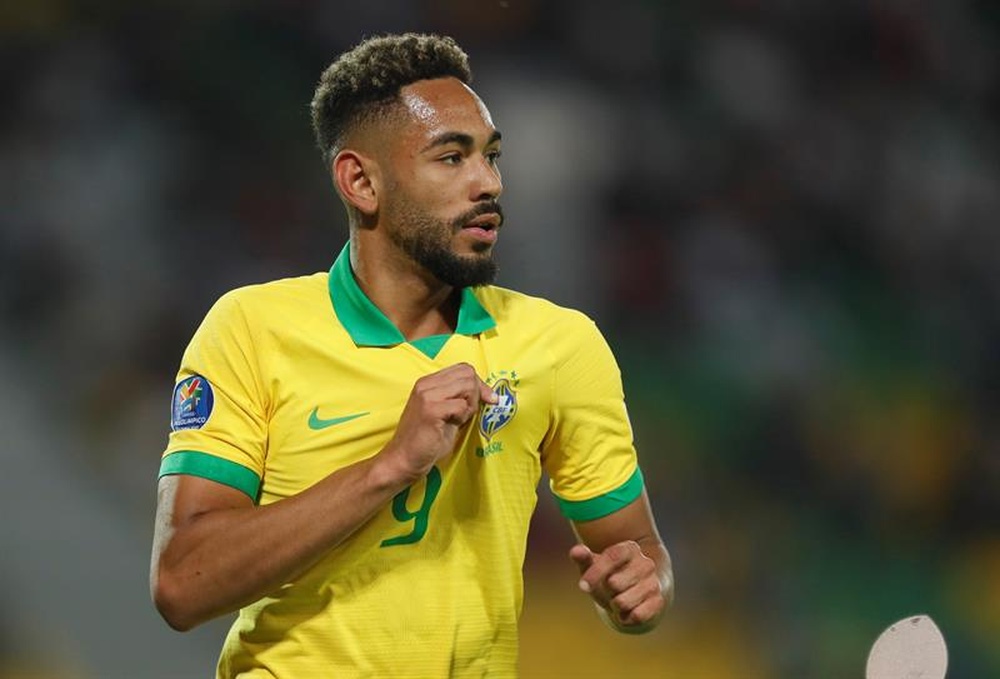 Leeds United suit Matheus Cunha de près. EFE