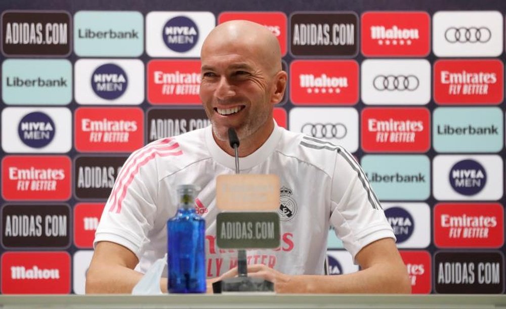 Zidane en conférence de presse d'avant-match. EFE