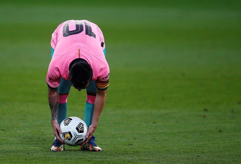 Leo Messi, à deux petits buts de Pelé. EFE