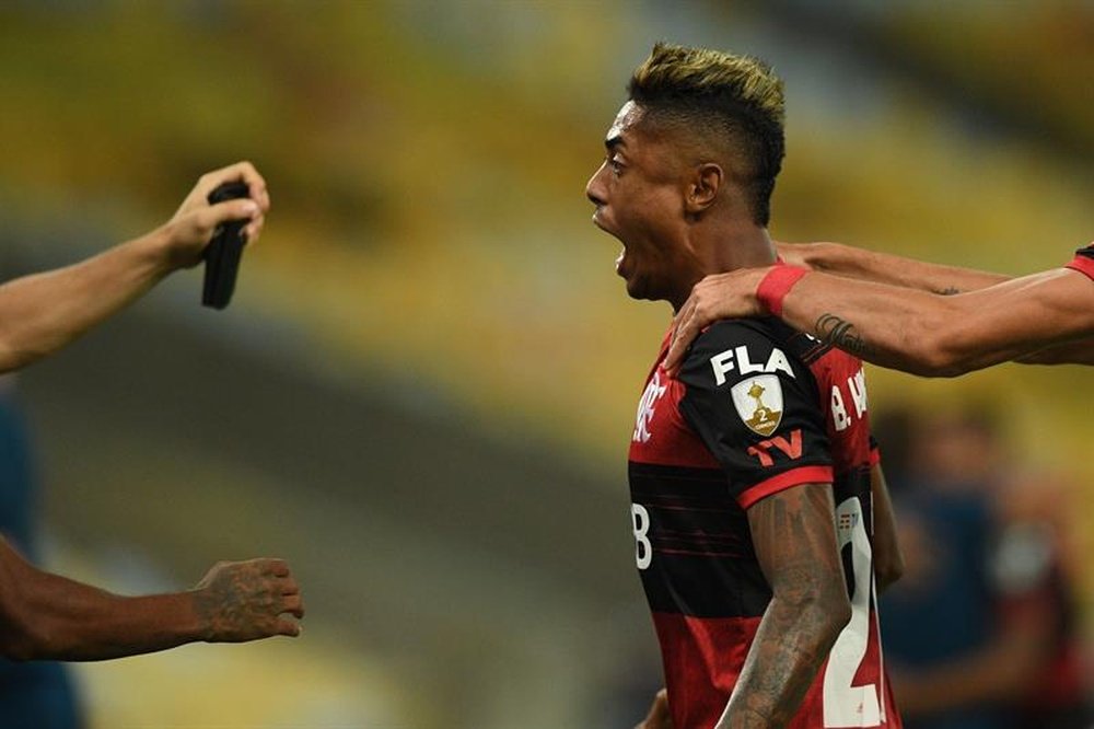 Flamengo convierte Maracaná en un frenopático y se coloca segundo. EFE/Archivo