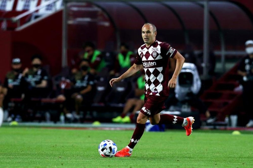 Entrevista coletiva misteriosa de Iniesta. AFP