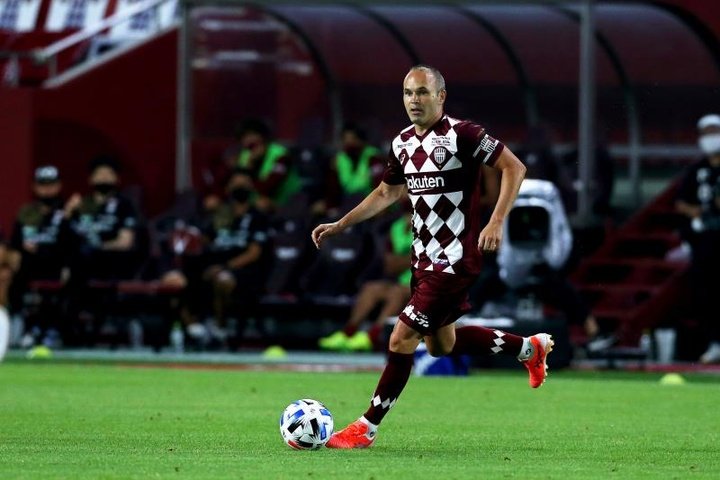Iniesta helps Kobe reach Asian Champions League group stage