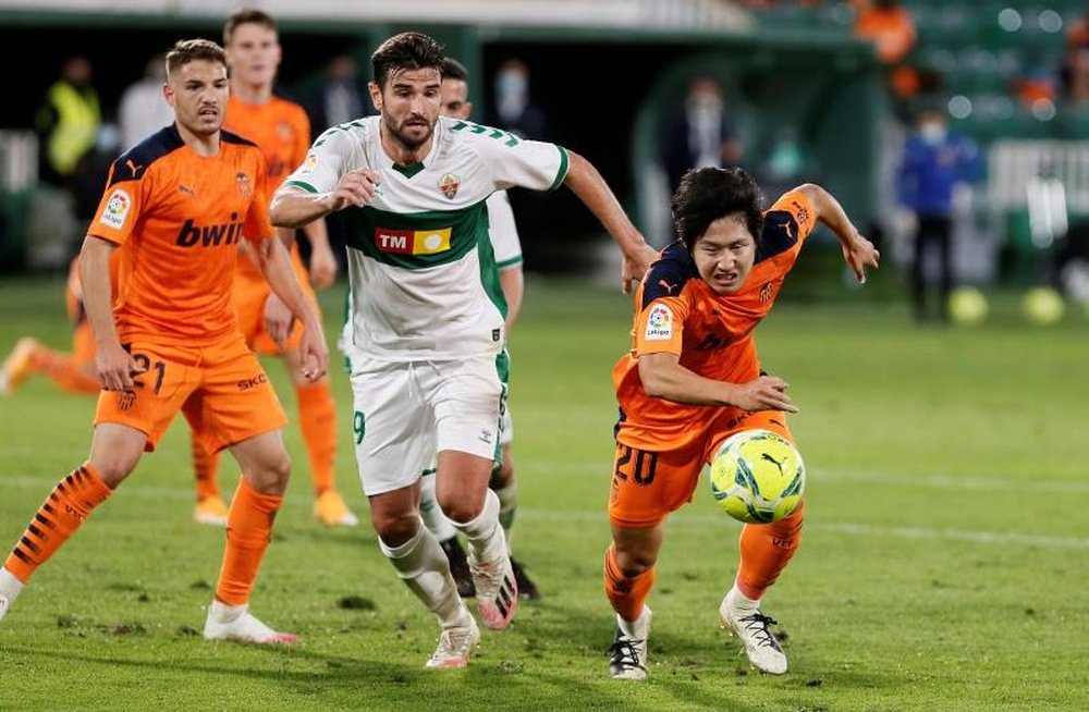 Valencia trained in groups. EFE