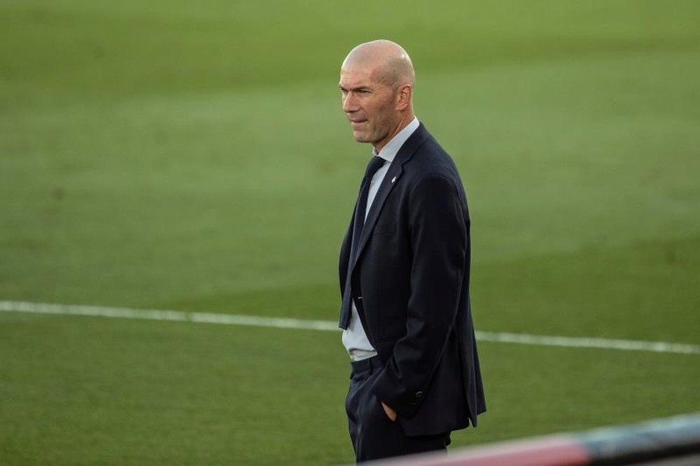 Zinedine Zidane cogita mudança de estratégia para evitar nova decepção em casa. EFE/Rodrigo Jiménez