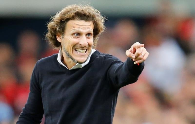Diego Forlán falou da atualidade do futebol espanhol. EFE/Hedeson Alves