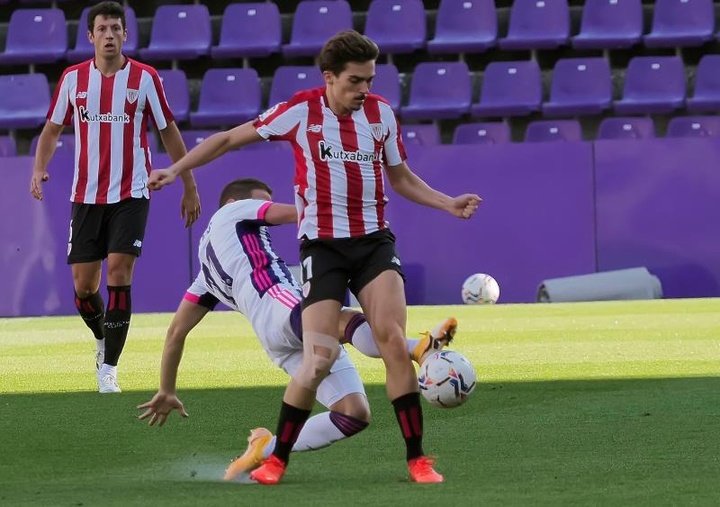 El Athletic se despidió formalmente de Íñigo Córdoba