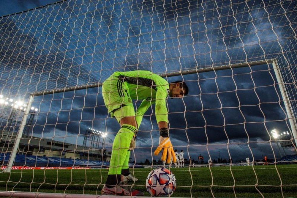 El mejor Courtois volvió a aparecer durante el parón. EFE/Archivo