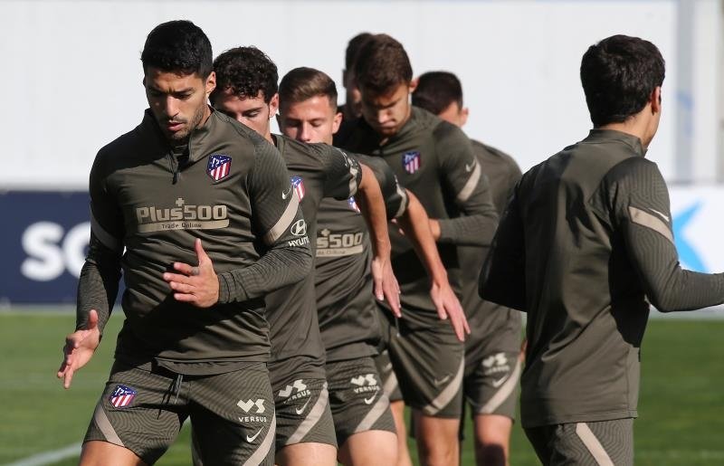 Luis Suarez will be tested once again. EFE