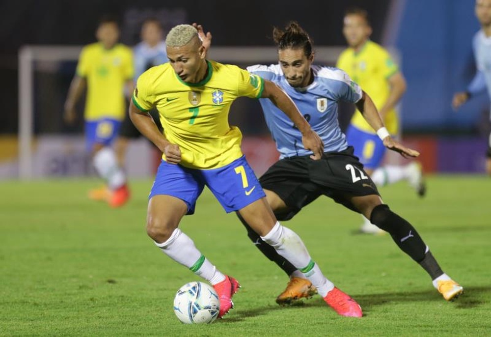 Richarlison volvió a usar las redes sociales tras la clasificación de Argentina. EFE