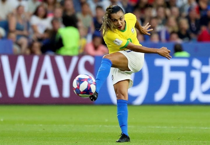 Marta é eleita a melhor jogadora da década passada