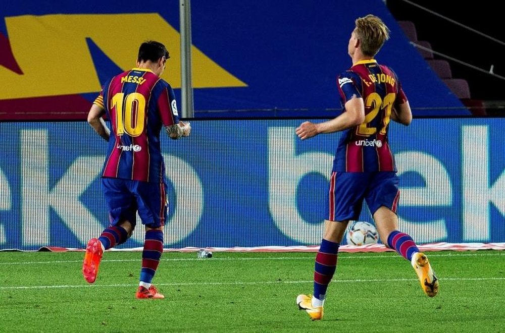 Messi et De Jong de retour face à un Osasuna défensif. EFE