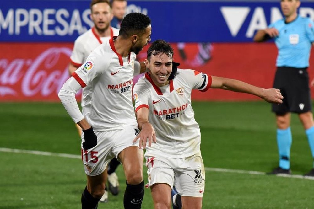 O craque do Sevilla desperta o interesse da Premier League. EFE/Javier Blasco