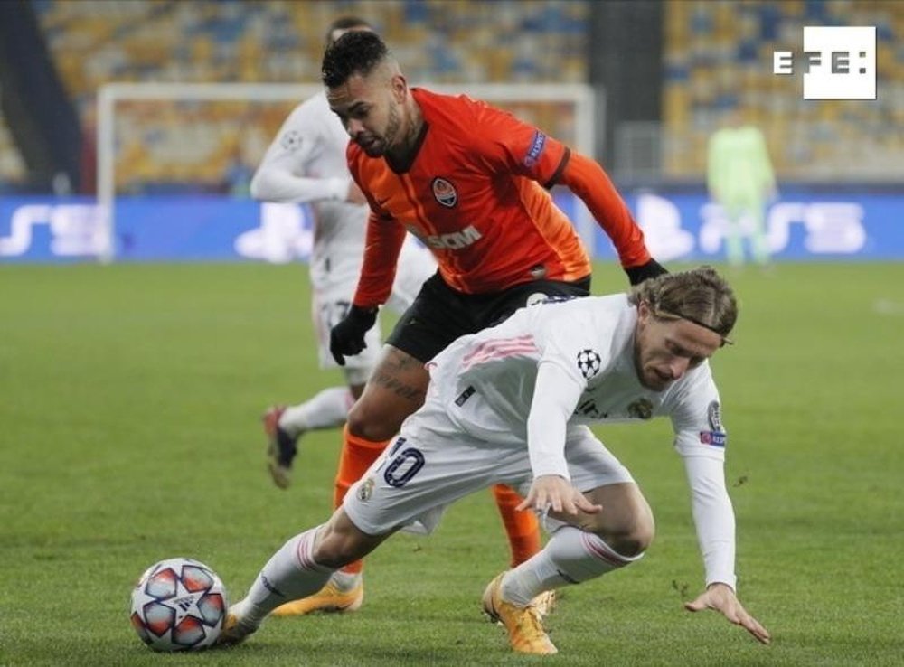 Real Madrid depende de si para não ser eliminado na fase de grupos. EFE/EPA/Sergey Dolzhenko