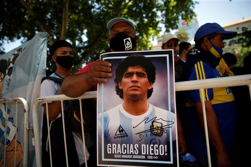 La mort de Maradona a révélé un cas de racisme dans le rugby argentin. EFE