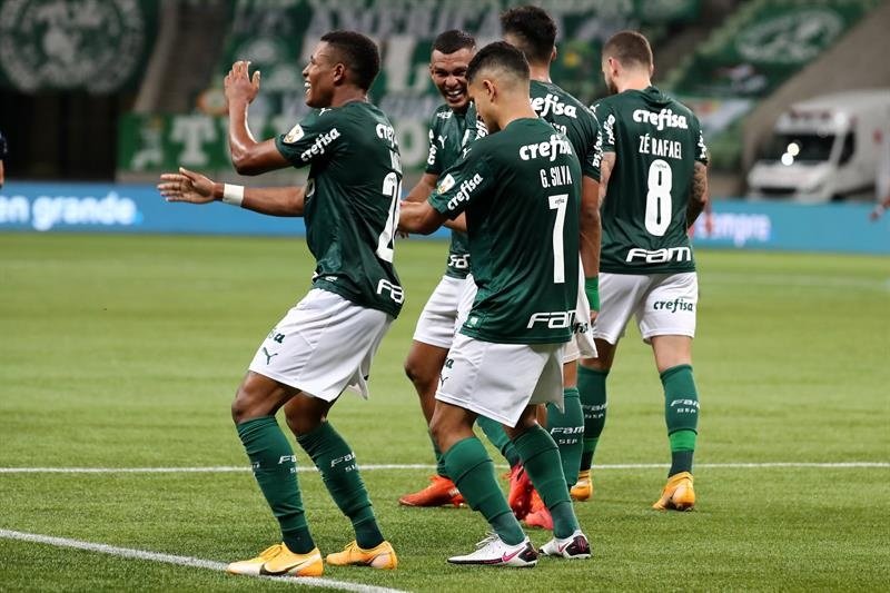 Bigode grosso: Willian participou de todos os jogos do Palmeiras no ano -  ISTOÉ Independente