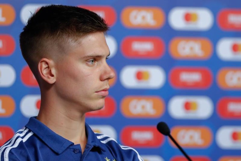 Juan Foyth podría fichar por el Barcelona. EFE