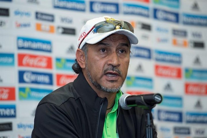Raúl Gutiérrez, nuevo entrenador interino de Cruz Azul. EFE