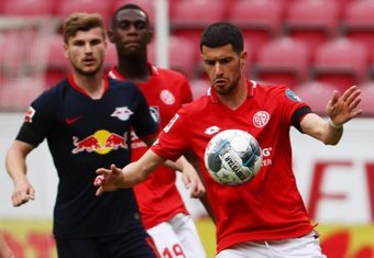 Lo spagnolo Aarnon Martin si sta dando da fare con la maglia del Mainz 05 in Bundesliga e dall'Italia alcune squadre mostrano interesse per il 25enne.