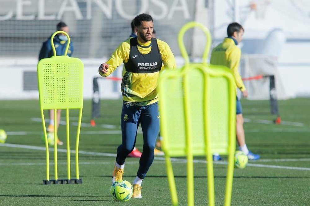 Étienne Capoue, la única compra. EFE