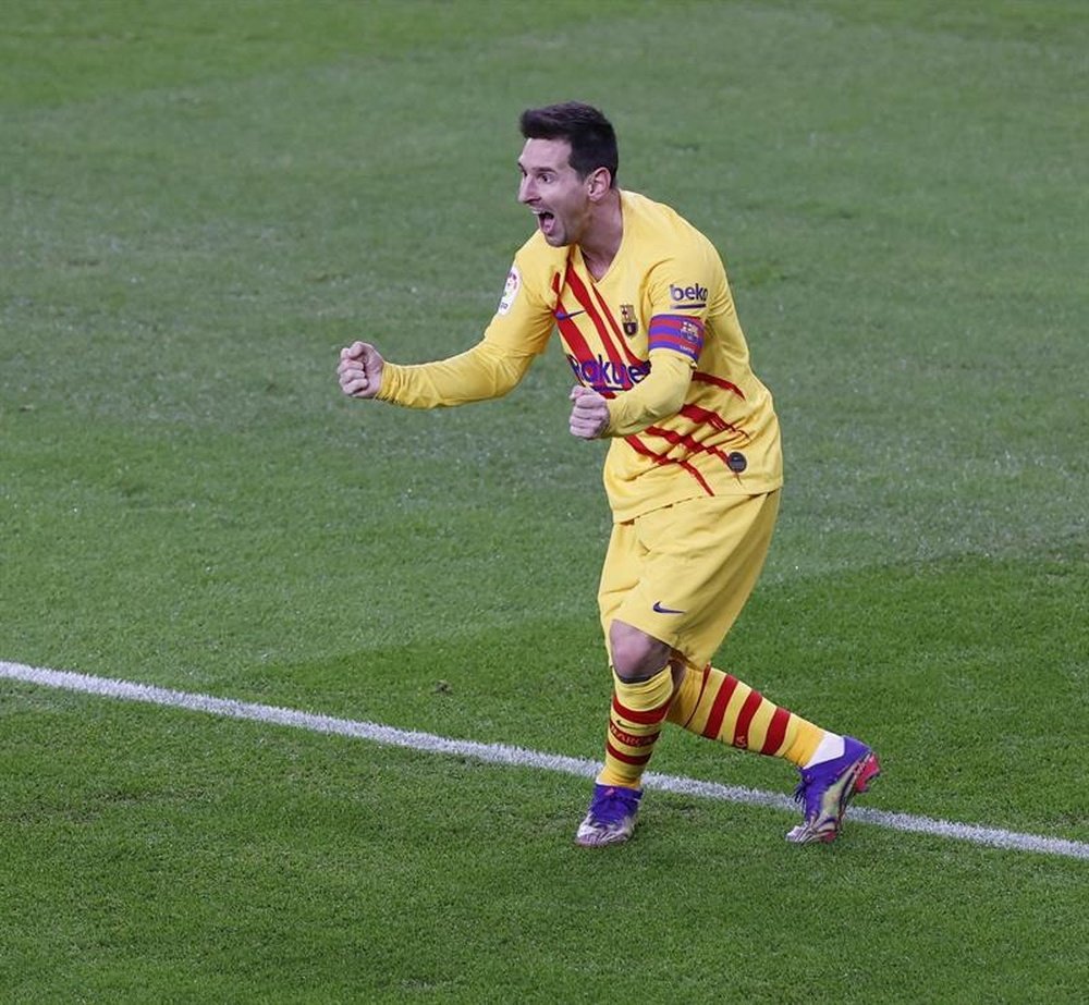 Barça divulga lista de relacionados sem Dest, mas com Leo Messi. EFE