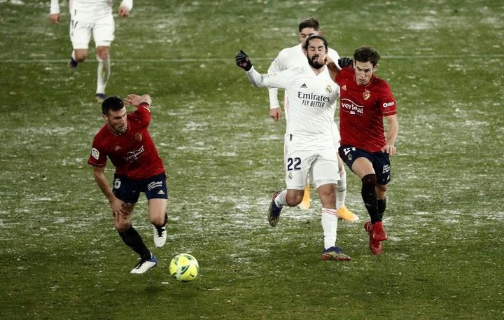Real Madrid finally leave Pamplona after snow disruption