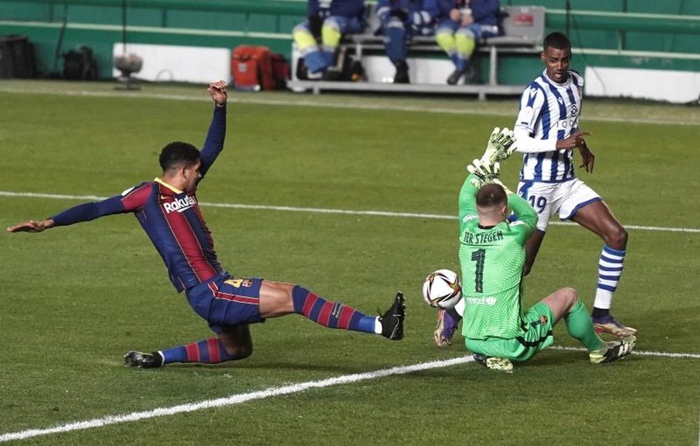 Les arrêts incroyables de Ter Stegen contre la Real Sociedad. efe