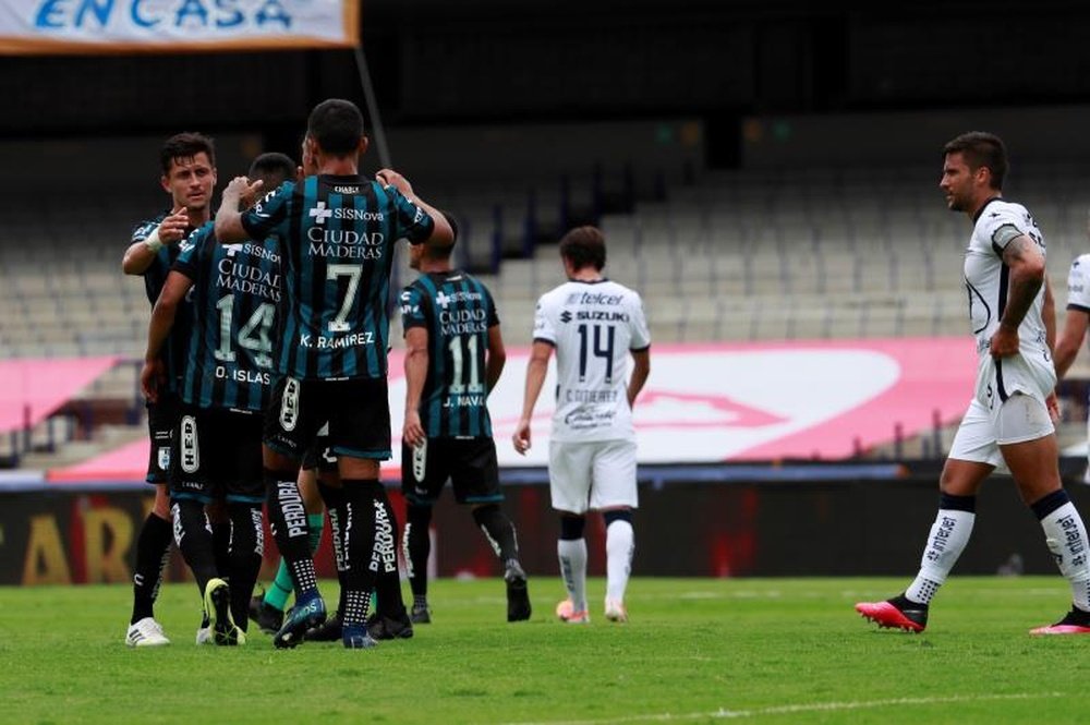 Querétaro pierde a Osvaldo Martínez por una grave lesión de rodilla. EFE