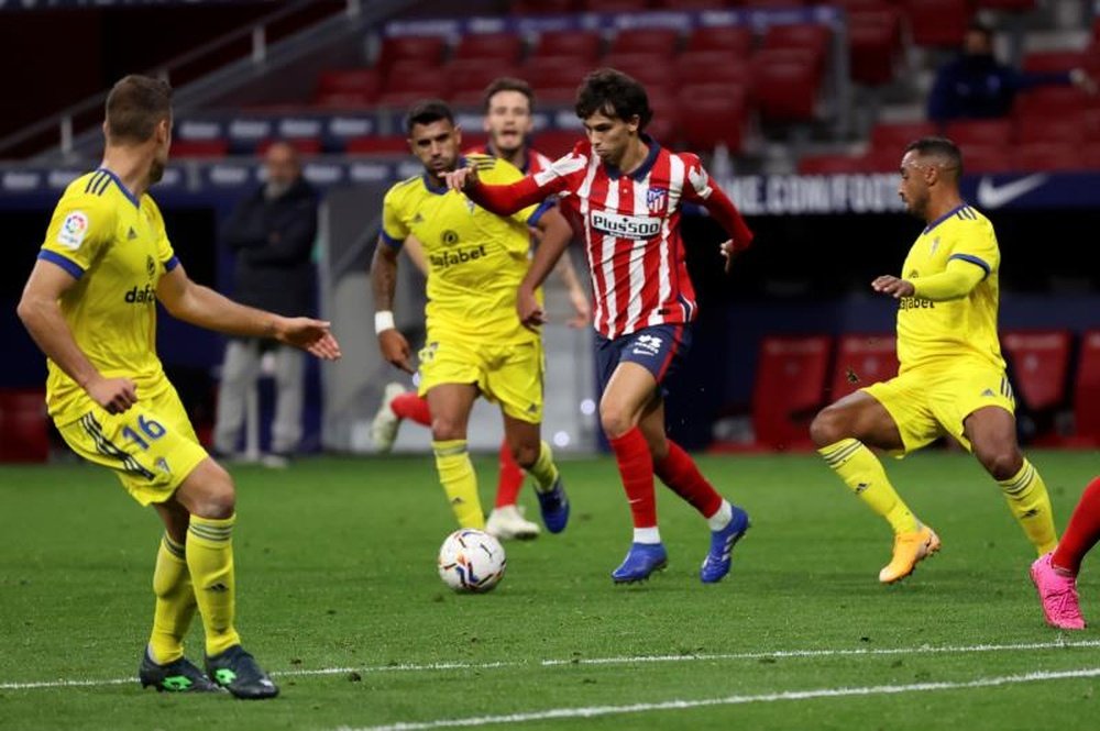 El Atleti, a armarse de moral ante el Cádiz. EFE